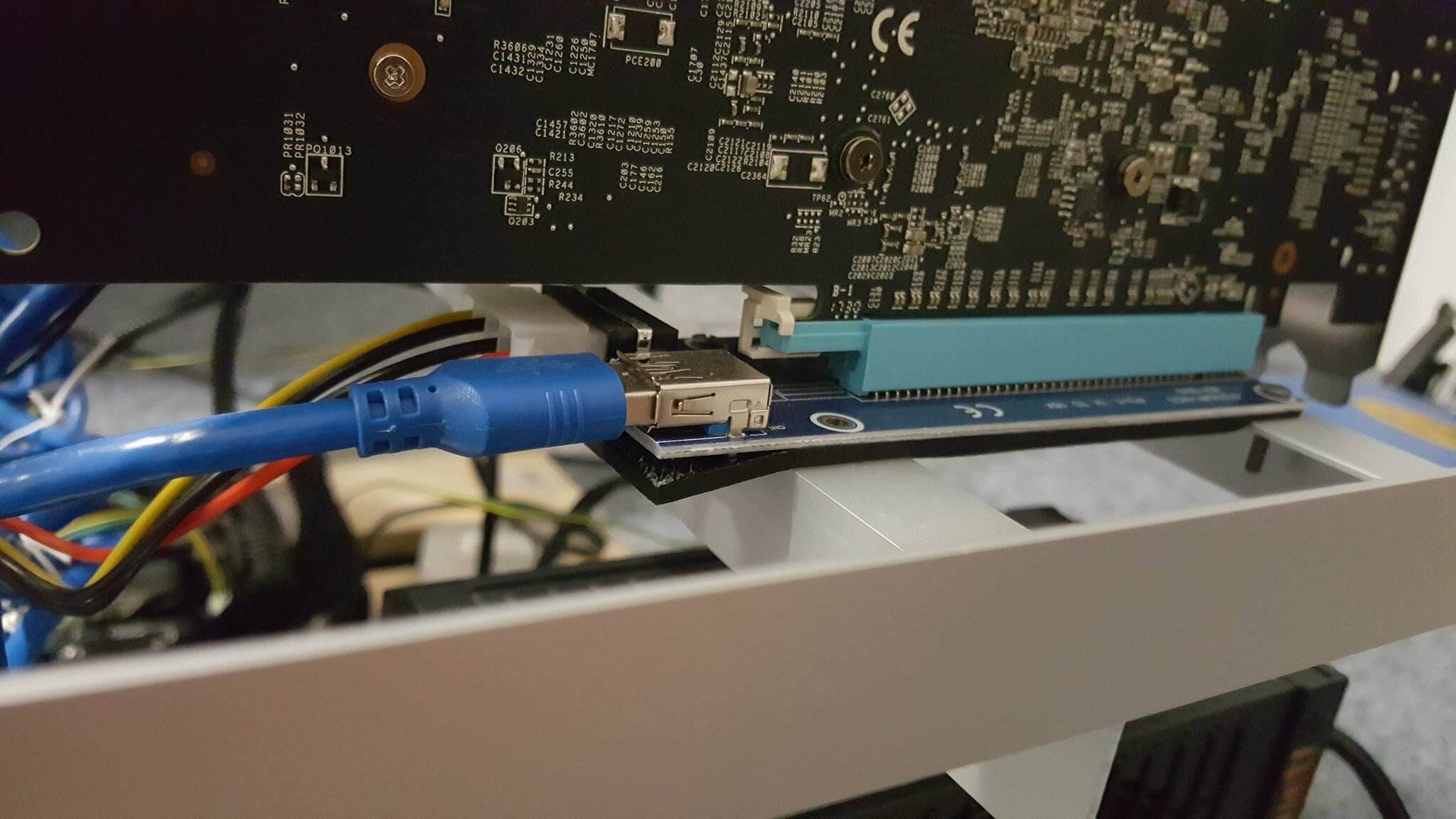 Ethereum miner - PCIE 16 riser